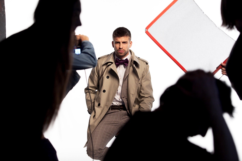 tl_files/moda zagraniczna/marki/PILKARZ FC BARCELONA GERARD PIQUE NOWA TWRZA MARKI H.E. BY MANGO/Making of.jpg